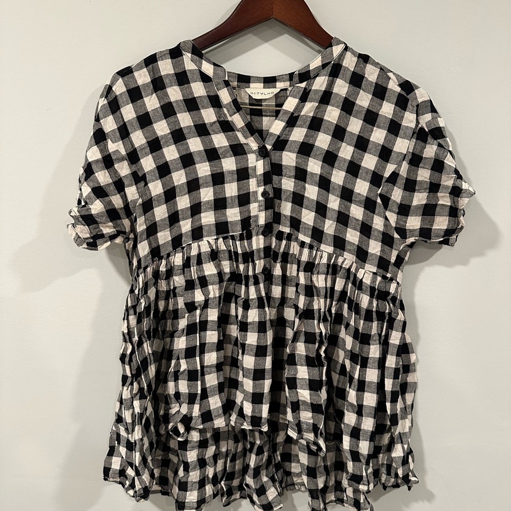 Chic Black and White Plaid Women's Blouse